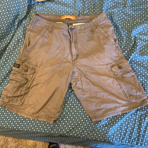 Grey Lee Cargo shorts - Picture 1 of 3